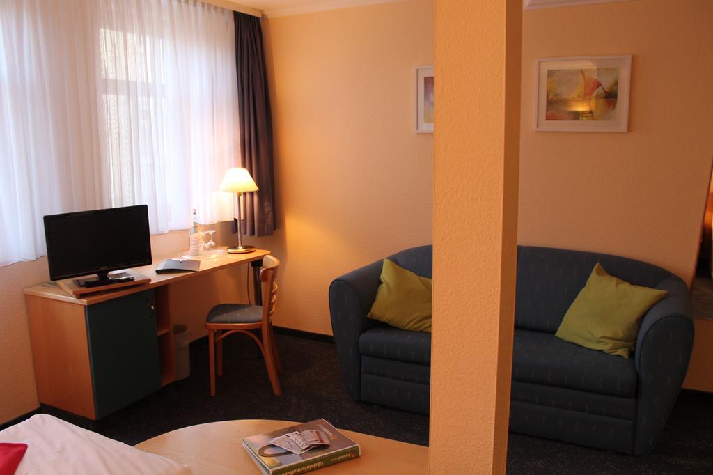 Hotel An Der Stadtmauer Mühlhausen Habitación foto