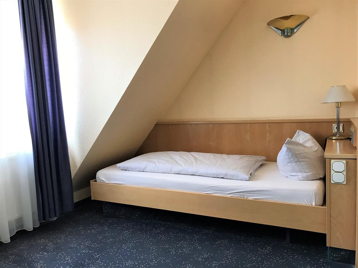 Hotel An Der Stadtmauer Mühlhausen Exterior foto